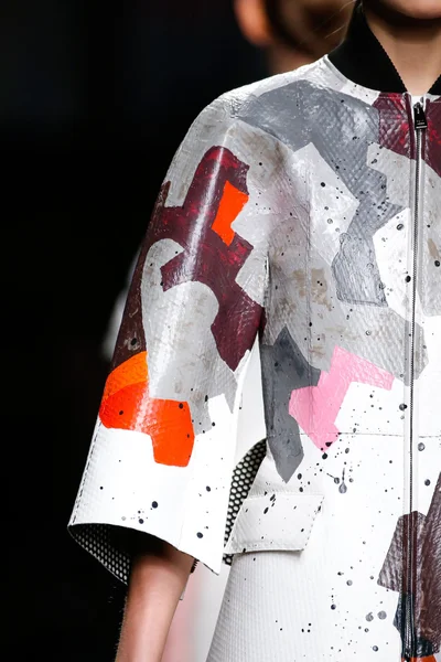Look 95